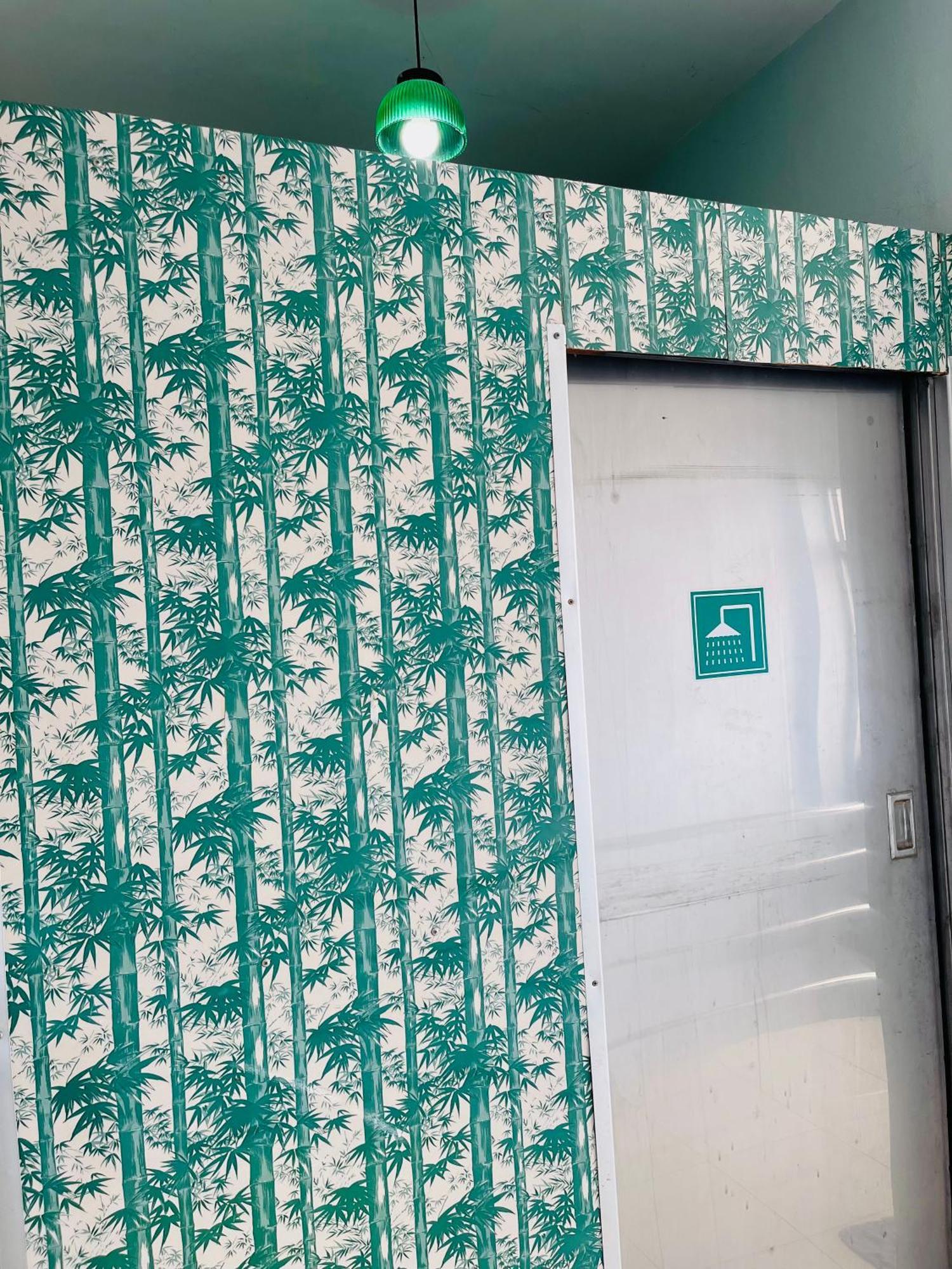 פרה נאקון סי איוטאיה Patone Hostel מראה חיצוני תמונה